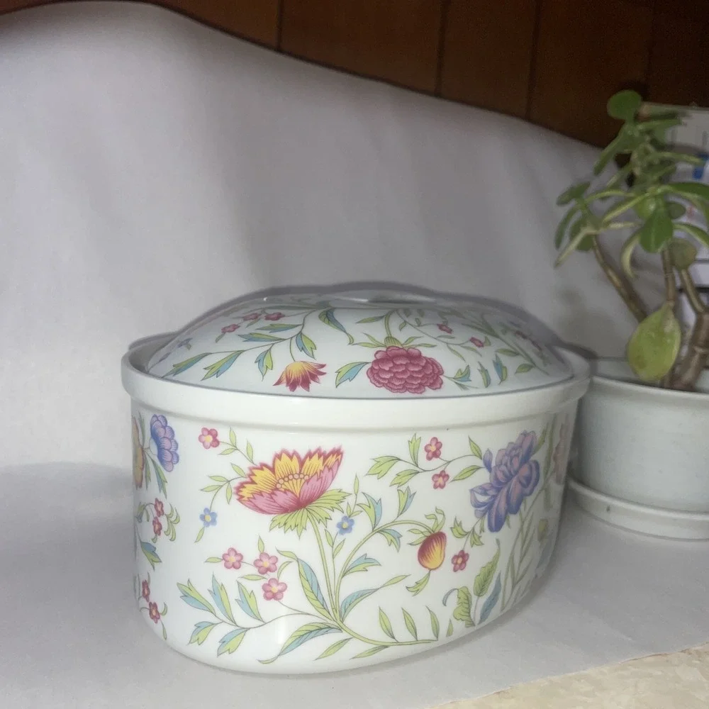 Avignon Toscany Fine China Rare Discontinued‎ Pattern